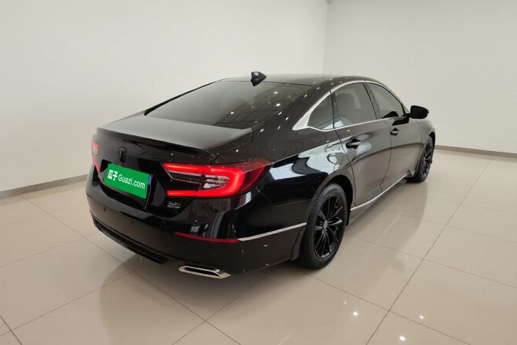Used Honda Accord 2022 260TURBO Luxury Edition Rear Right 45 Deg