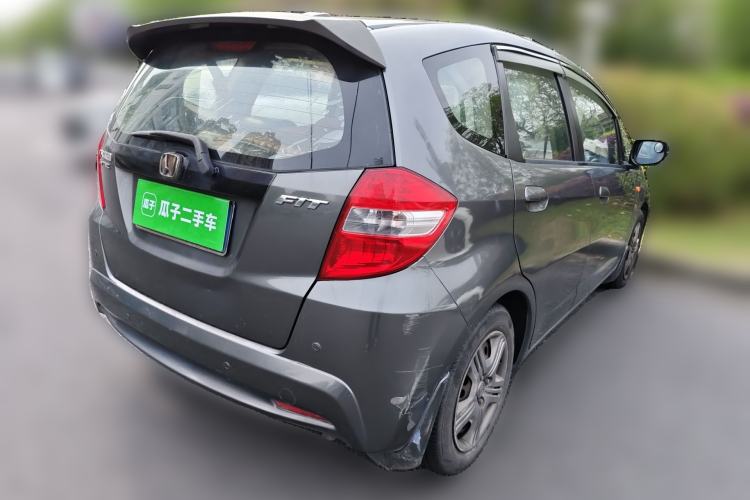 Used Honda Fit 2011 1.3L manual Comfort version
