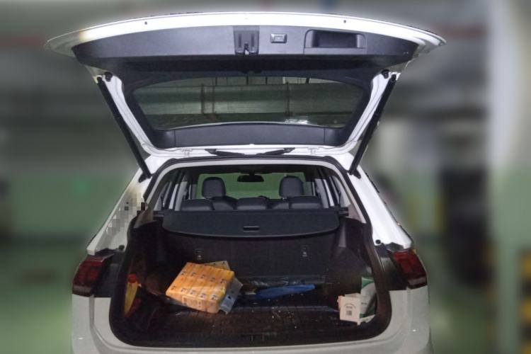 Used Volkswagen Tiguan L 2018 330TSI Automatic Two-Wheel Drive Luxury Edition Trunk