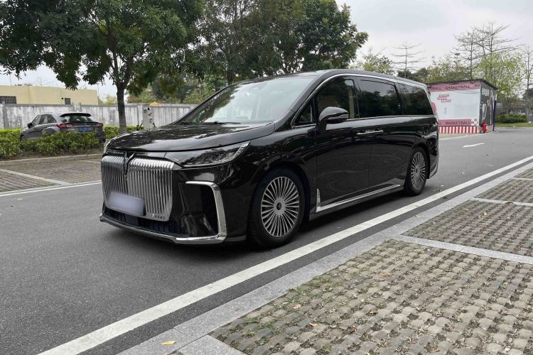 Used VOYAH Dream 2025 PHEV Four-Wheel-Drive Flagship Kunpeng Edition