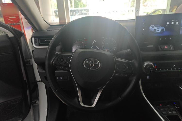 Used Toyota Wildlander 2023 2.0L CVT Four-Wheel Drive Luxury PLUS Edition