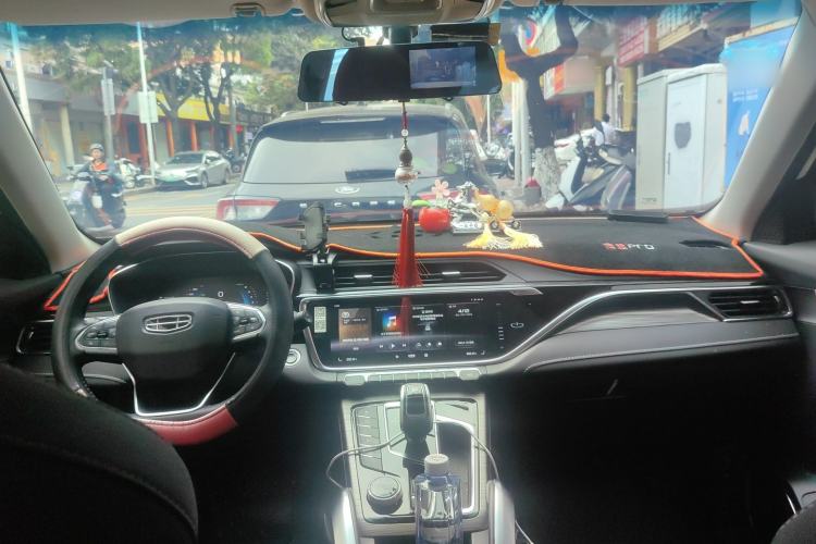 Used Geely Auto Emgrand X7 Sport 2020 1.8TD DCT Smart PRO Center Console