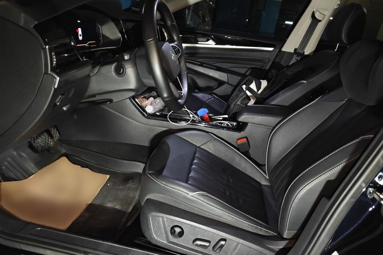 Used Volkswagen Passat 2023 330TSI Starry Elite Edition Left Front Seat