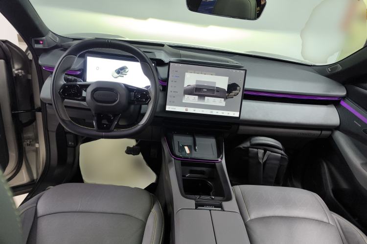 Used Lynk & Co 08 EM-P 2023 245km Ultra-Long Range Halo