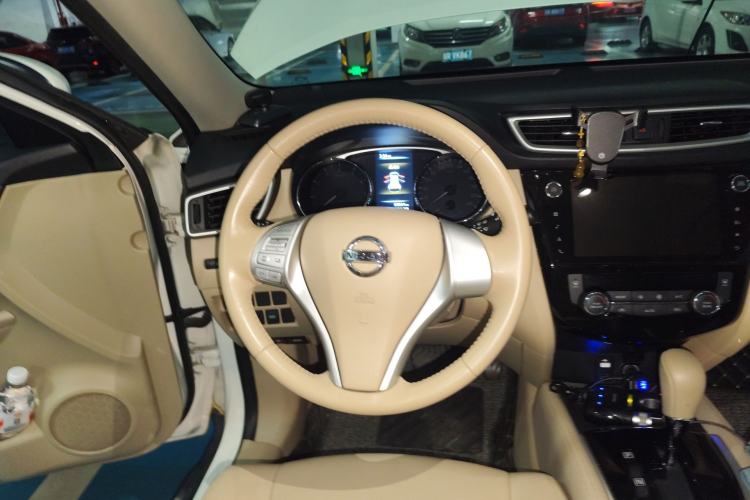 Used Nissan X-Trail 2017 2.0L CVT Fashion Edition 2WD