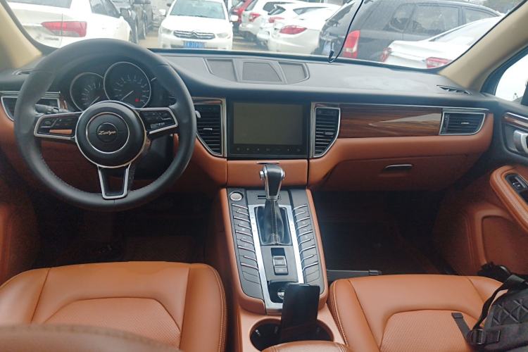 Used Zotye SR9 2017 2.0T Automatic Ultimate Light Edition
