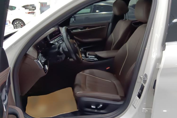 Used BMW 5 Series 2021 525Li M Sport Package