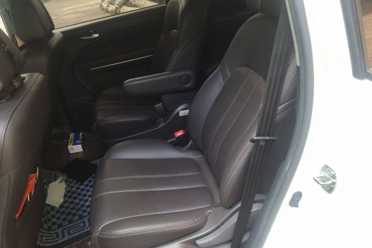 Used GAC Trumpchi M6 2019 270T DCT Luxury Edition (7-seater) China VI Left Rear Seat