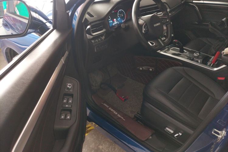 Used Haval F5 2019 National Trend Edition 1.5T i-Van China VI Standard Driver Seat