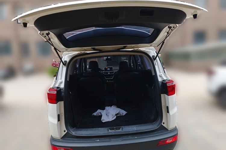 Used Wuling Hongguang S3 2018 1.5L Manual Comfort Model China V Standard Trunk