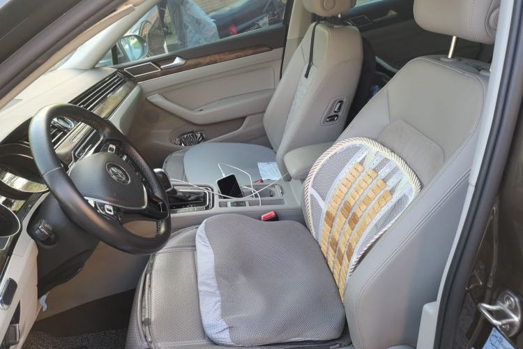 Used Volkswagen Magotan 2017 330TSI DSG Luxury Model Left Front Seat