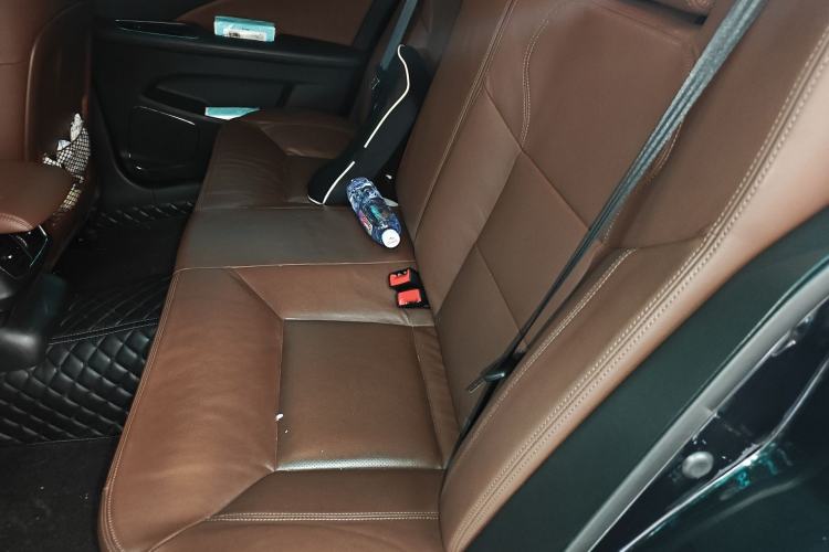 Used Hongqi H7 2015 1.8T Tech Model