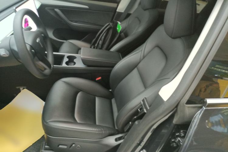 Used Tesla Model Y 2024 Rear-Wheel-Drive Version Left Front Seat