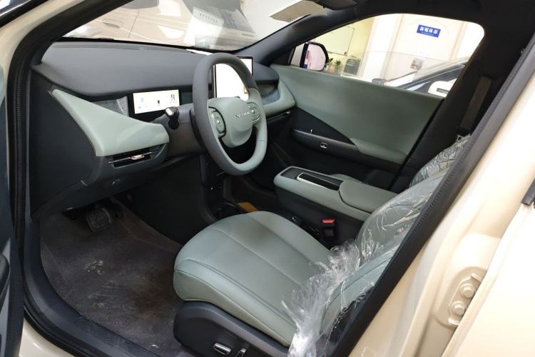 Used Dongfeng NAMMI 06 2025 401 Air
