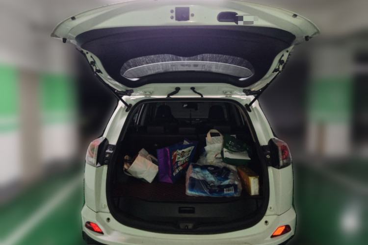 Used Toyota RAV4 2018 2.5L Automatic 4x4 Elite i Edition
