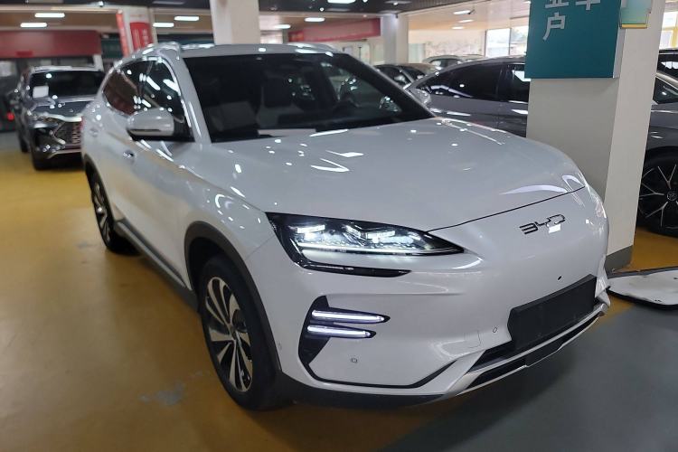 Used BYD Song PLUS New Energy 2023 Champion Edition EV 605KM Flagship PLUS