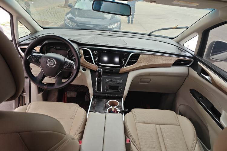 Used Buick GL8 2017 ES 28T Comfort Model China V Standard