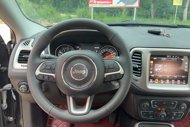 Used Jeep Compass 2017 200T Automatic Family Edition