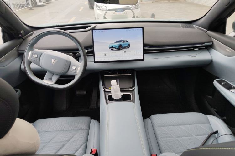 Used Deepal S05 2024 510 Ultra Pure Electric Version Center Console