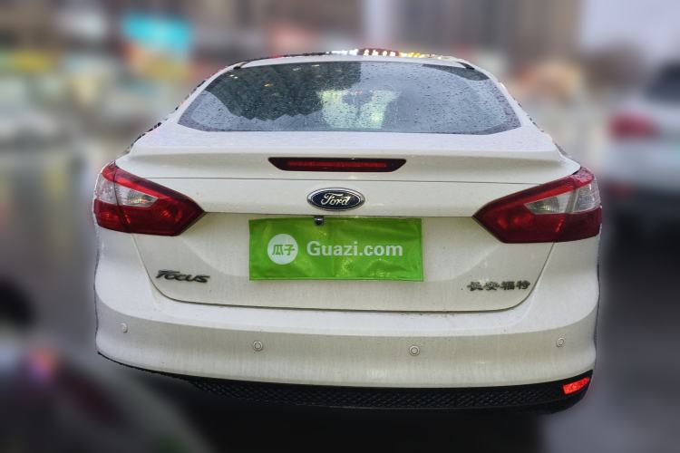 Used Ford Focus 2012 Sedan 1.6L Automatic Comfort Model
