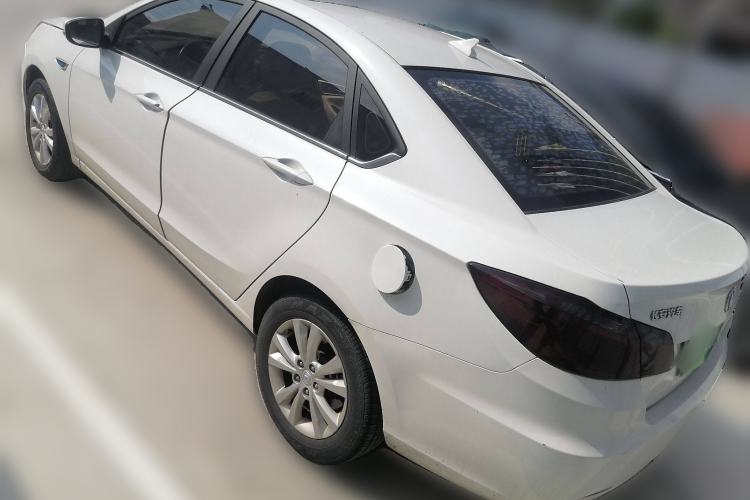 Used CHANGAN Eado New Energy 2016 Pure Electric Deluxe Model
