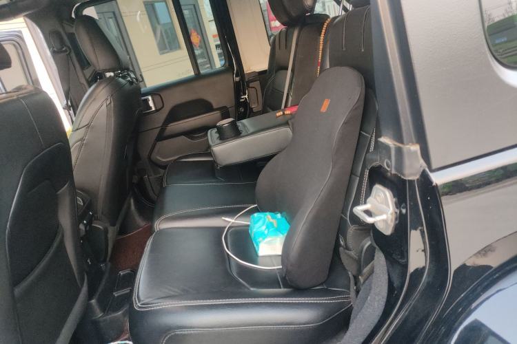 Used Jeep Wrangler New Energy 2021 Four-Door 2.0T 4xe Sahara First Edition
