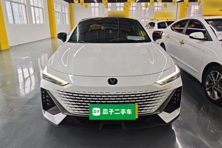 Used CHANGAN UNI-V 2023 1.5T Prestige Model
