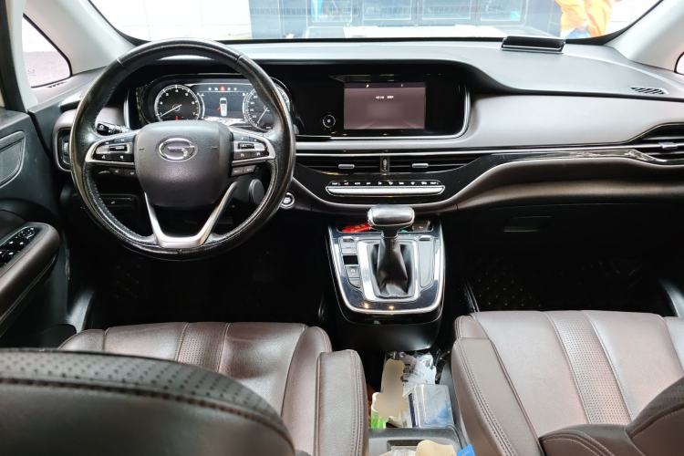 Used GAC Trumpchi M6 2019 270T Automatic Luxury Edition (7-seater) China V Standard Center Console