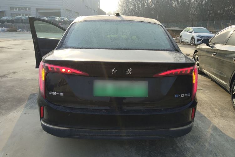 Used Hongqi E-QM5 2022 431 km Charge & Enjoy Edition
