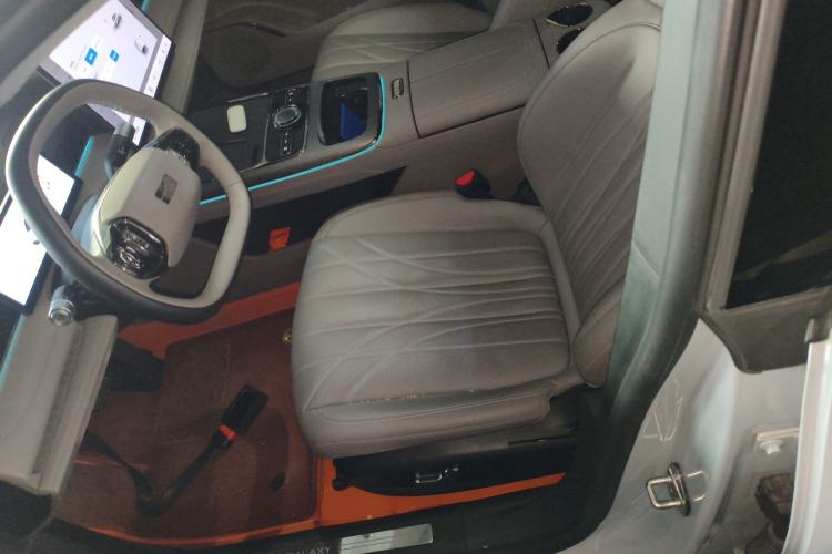 Used Geely Galaxy Galaxy 8 2025 130km EM-i Prestige Edition
