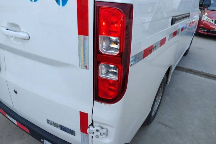 Used Wuling Yangguang 2024 300km Range Practical Window-Sealed Version 60kW