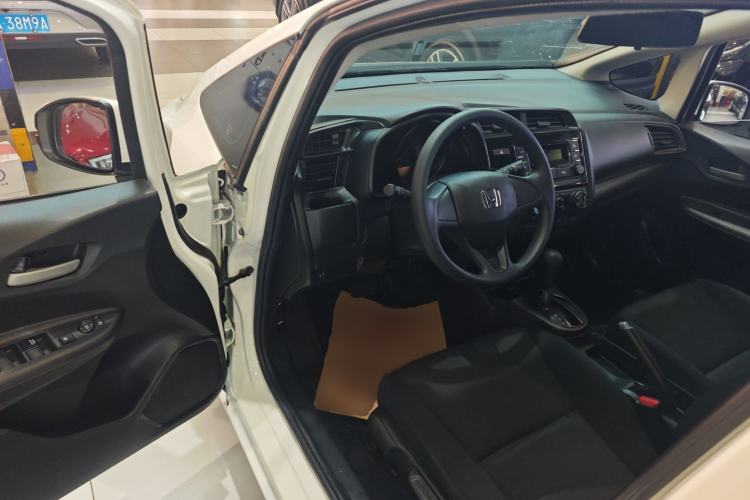 Used Honda Fit 2018 1.5L CVT Comfort Version Driver Seat