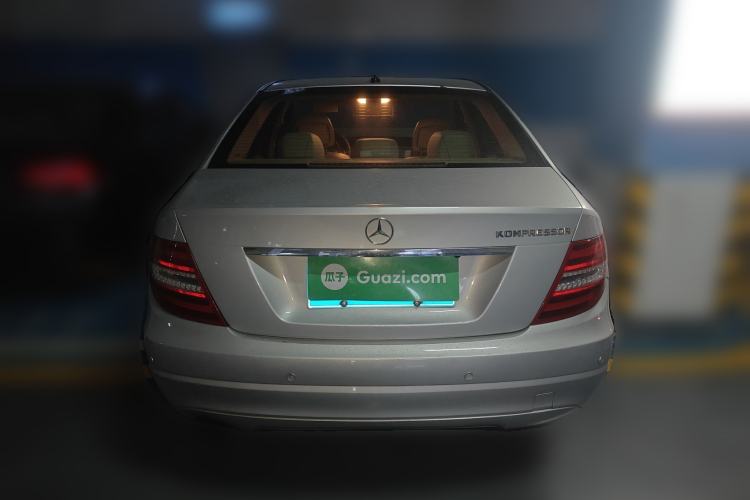 Used Mercedes-Benz C-Class 2010 C 180K Classic model