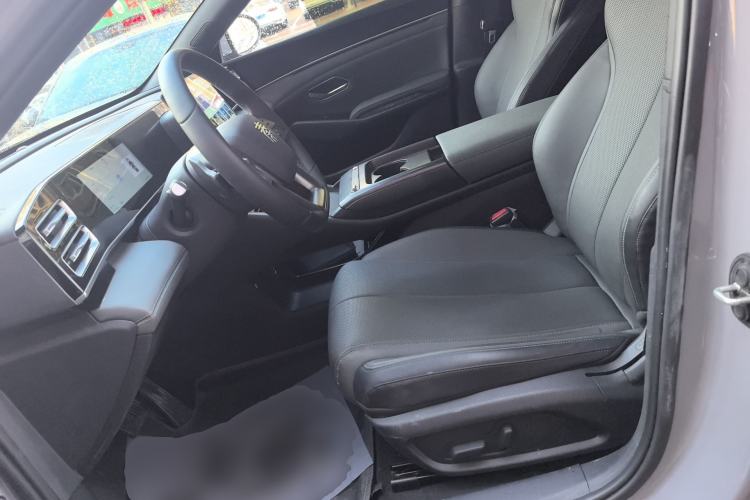 Used BYD Qin L 2026 DM-i 128KM Leading Edition
