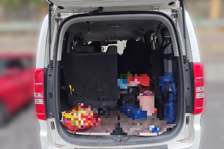 Used JAC Refine M3 2022 1.8L 7-seat Standard Edition
