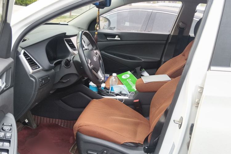 Used Hyundai Tucson 2018 1.6T Dual-Clutch Two-Wheel Drive 15th Anniversary Special Edition Left Front Seat