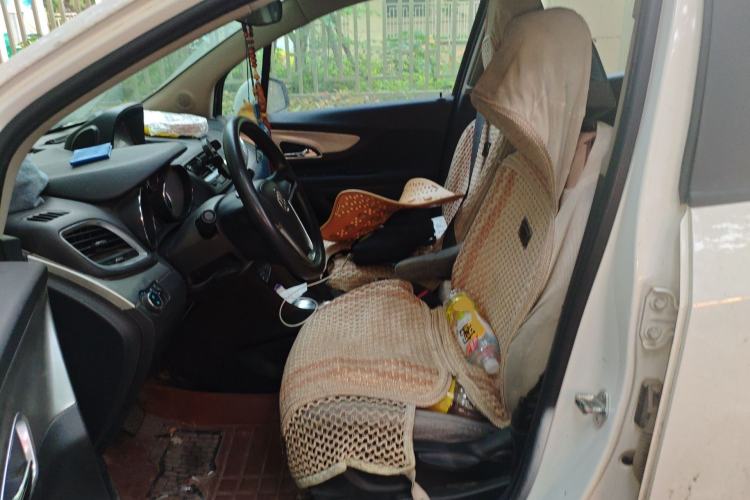 Used Buick Encore 2015 1.4T Automatic Two-Wheel Drive Urban Elite Version