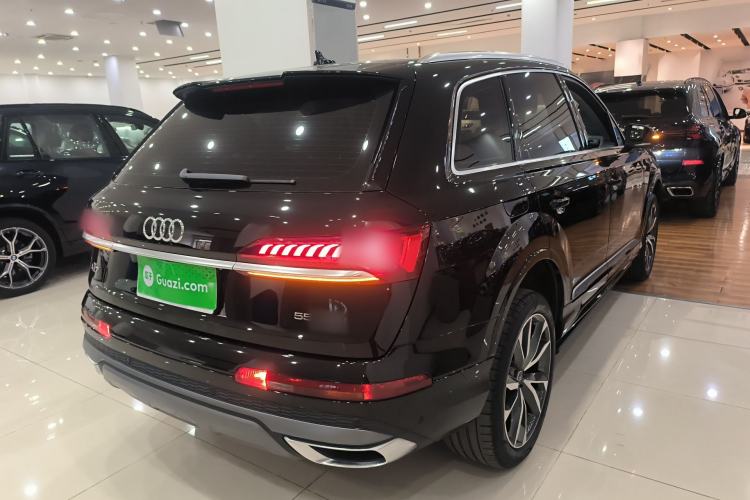 Used Audi Q7 2022 55 TFSI quattro S line Sport model Rear Right 45 Deg