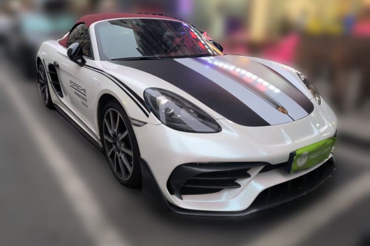 Used Porsche 718 2020 Boxster 2.0T Front Right 45 Deg