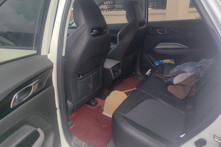 Used CHANGAN OSHAN Z6 2023 Blue Whale 1.5T DCT Luxury Model
