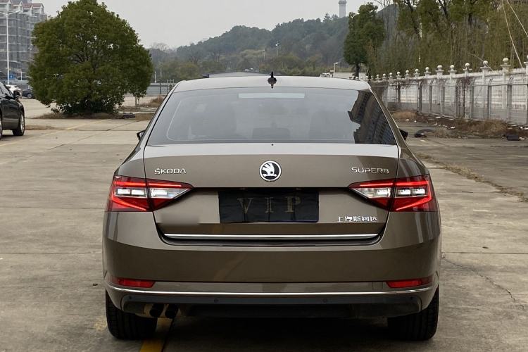 Used Skoda Superb 2016 TSI280 DSG Champion Edition
