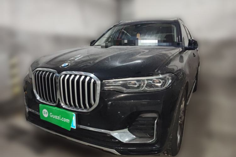 Used BMW X7 2022 xDrive40i Luxury Package with Leading Features