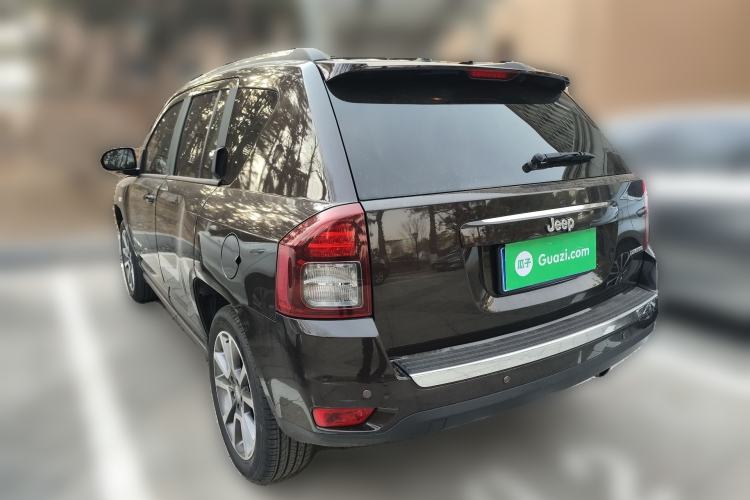 Used Jeep Compass 2014 2.0L two-wheel drive luxury version Rear Left 45 Deg