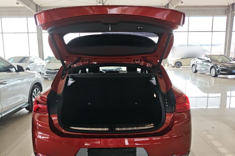 Used BMW X2 2019 sDrive25i Luxury Model with M Off-Road Package China VI Emission Standard
