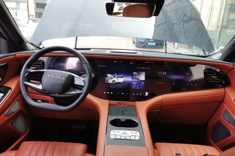 Used EXEED Lanyue C-DM 2025 180 Ultra-Long Range Ultra All-Wheel Drive 6-Seater