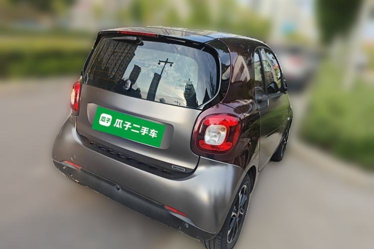 Used smart fortwo 2015 1.0L 52 kW Hardtop Passion Edition Rear Right 45 Deg