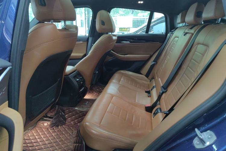 Used BMW X4 2019 xDrive25i M Sport Package Left Rear Seat