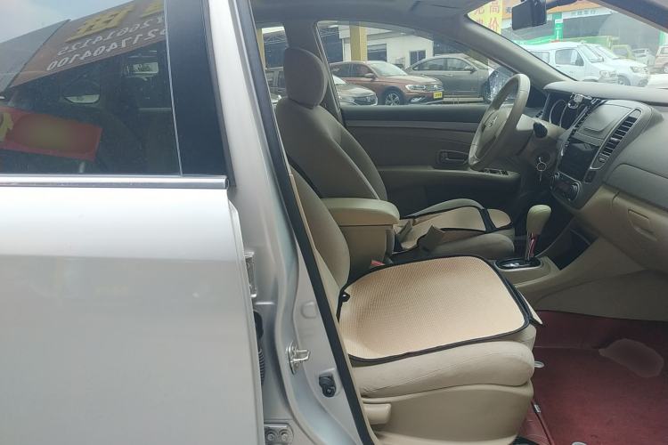 Used Nissan Sylphy 2018 Classic 1.6XE+ CVT Leading Edition Right Front Seat