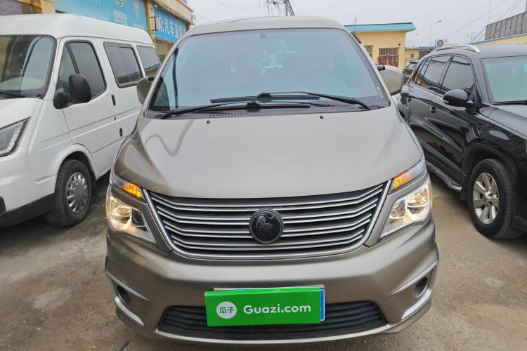 Used FORTHING Lingzhi 2022 M5 1.6L Practical 7-Seater Front