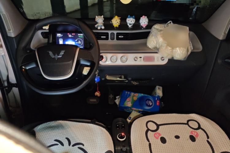 Used Wuling Hongguang MINIEV 2022 Macaron Premium Model – Lithium Iron Phosphate